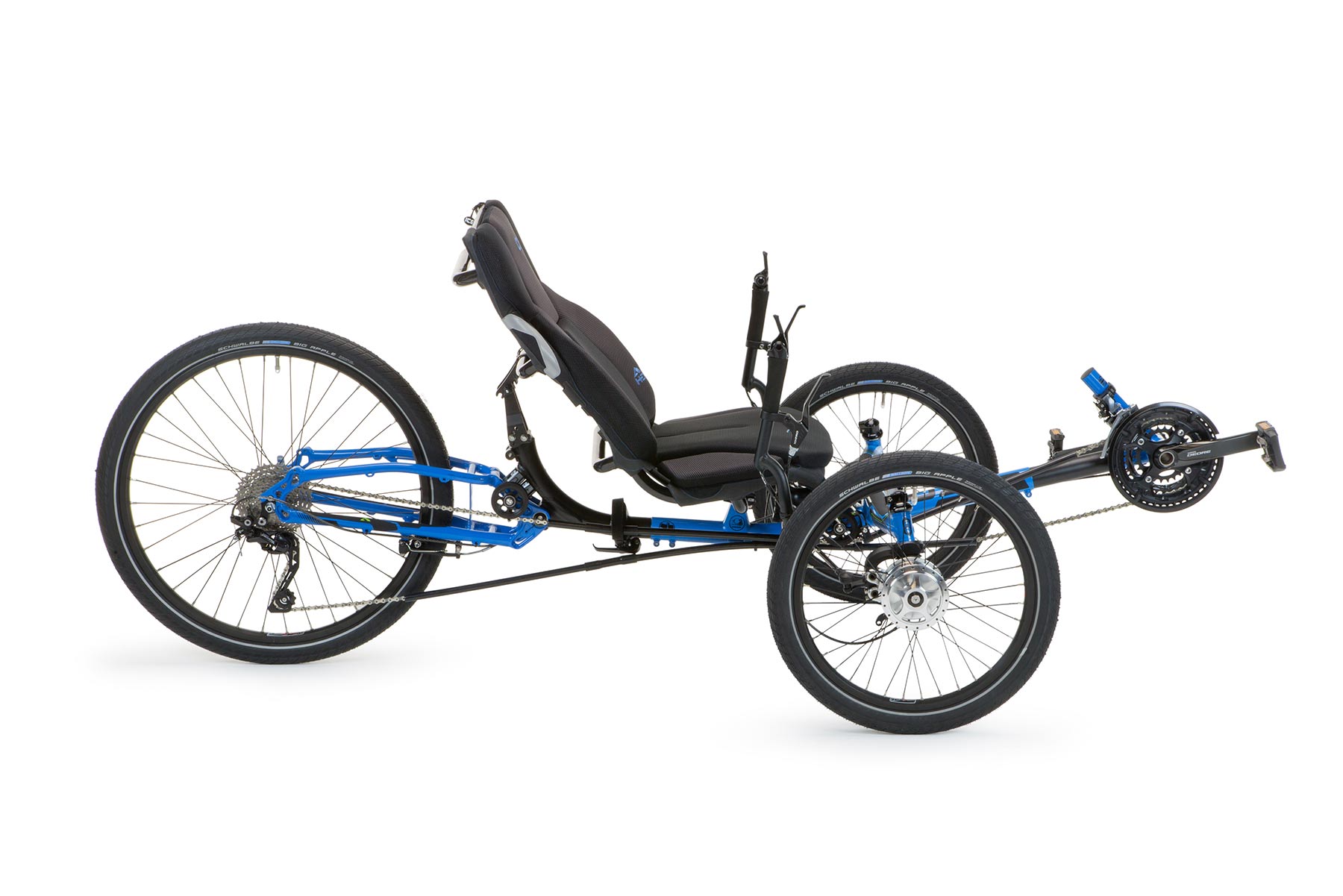 4D8A4437-Adventure-2018-side-on